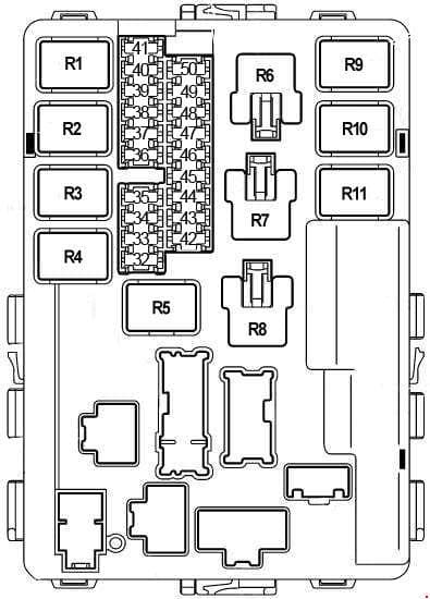 Nissan Altima - fuse box diagram - engine compartment