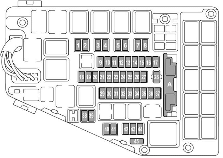 Subaru Legacy - fuse box - engine compartment